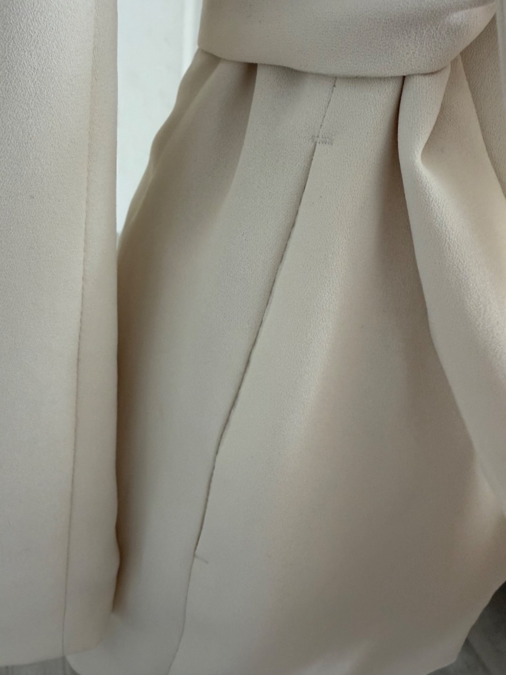 H&M Off-White Tie Waist Blazer - Picture 9 of 11